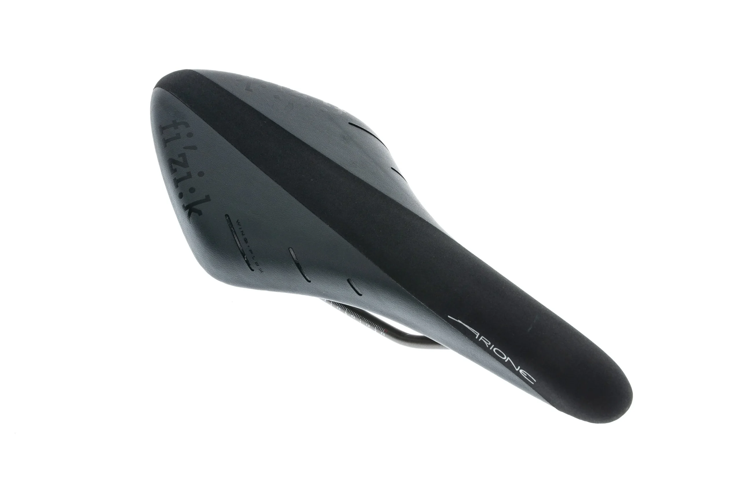 Fizik Arione R3 Regular Saddle 126mm K:ium Rails Black