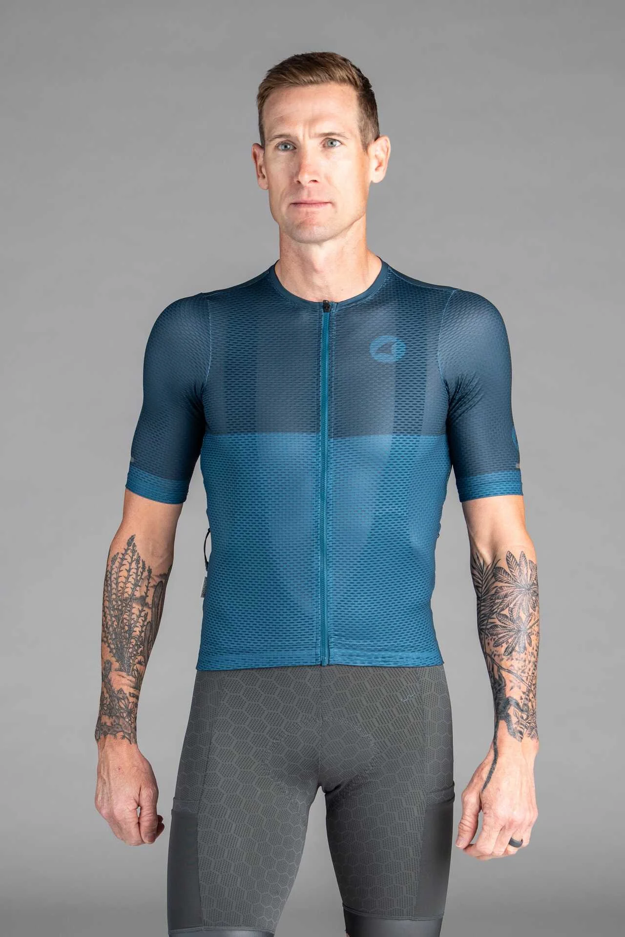 Men's Range Aero Mesh Cargo Jersey