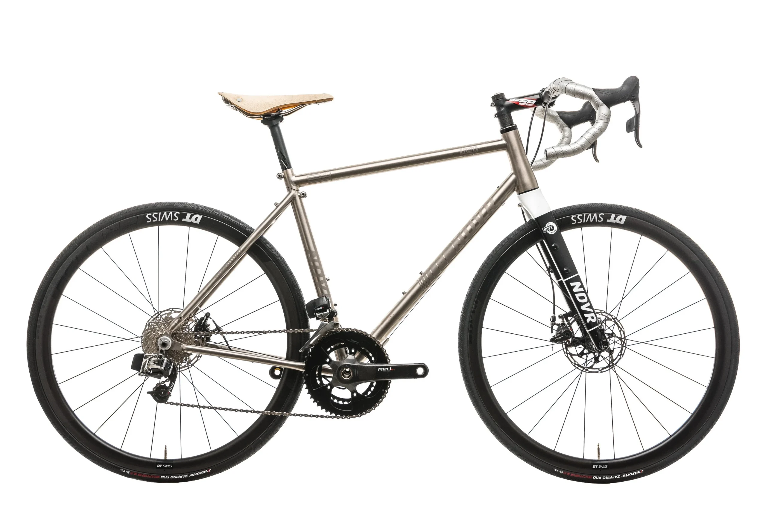 NDVR Alpha Adventure Travel Bike - 2018, Medium