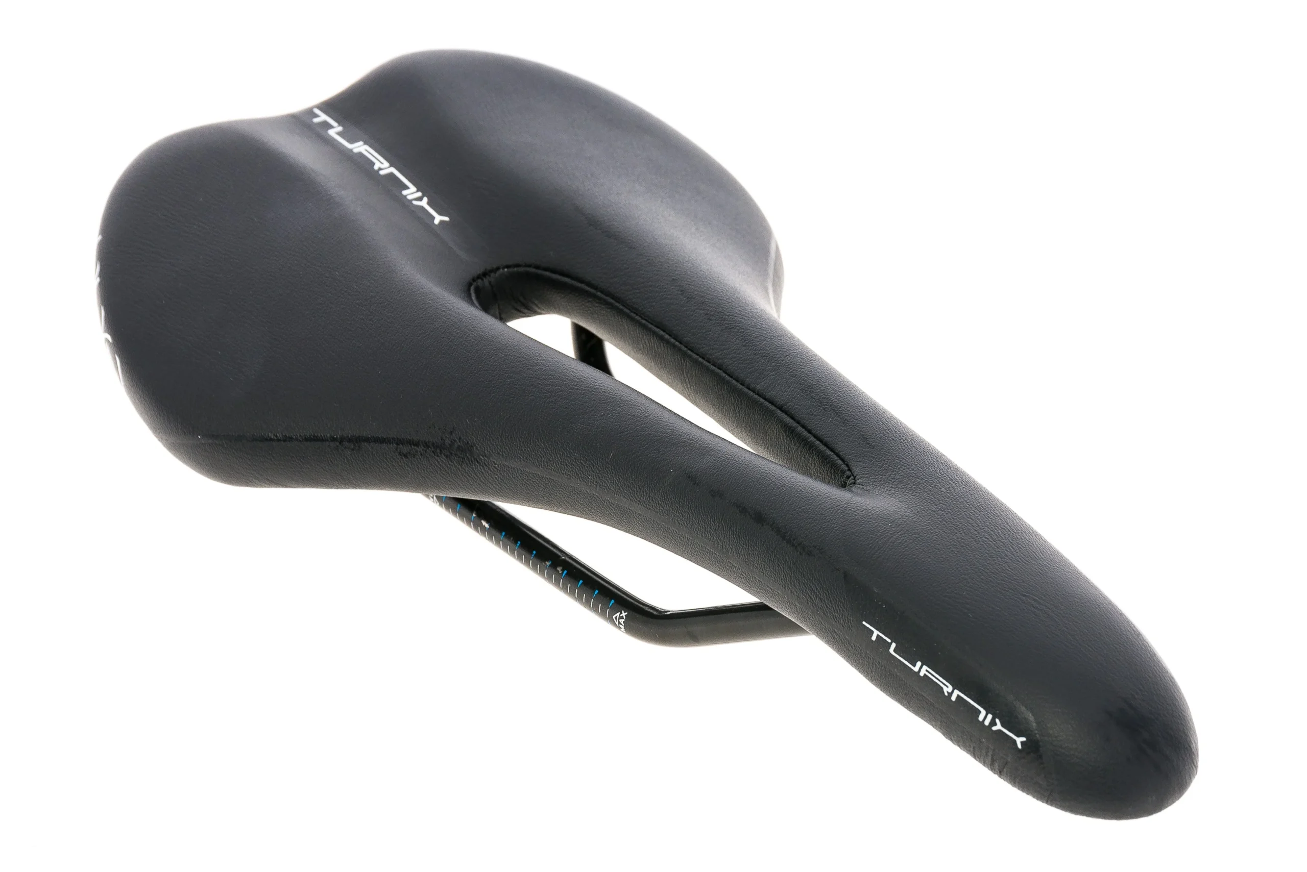 PRO Turnix Saddle 142mm Cr-Mo Rails Black