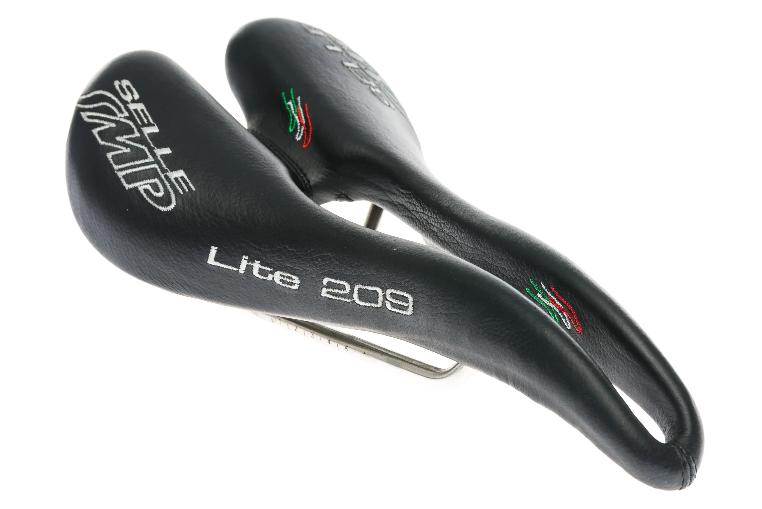 Selle SMP Lite 209 Saddle 135mm Tinox Rails Saddle Black